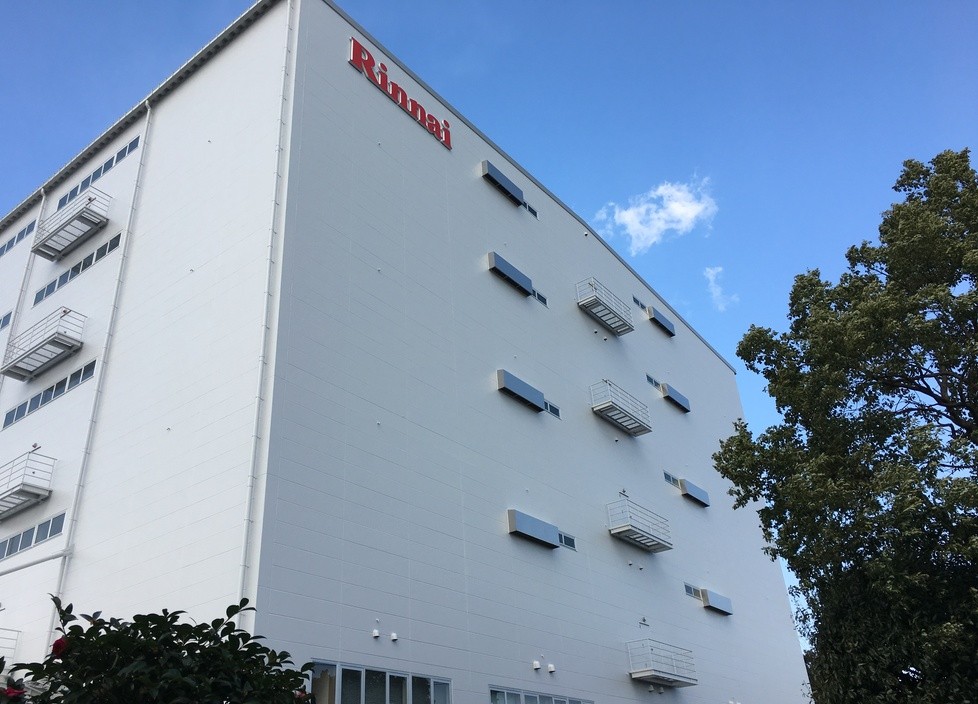 厚木物流センター